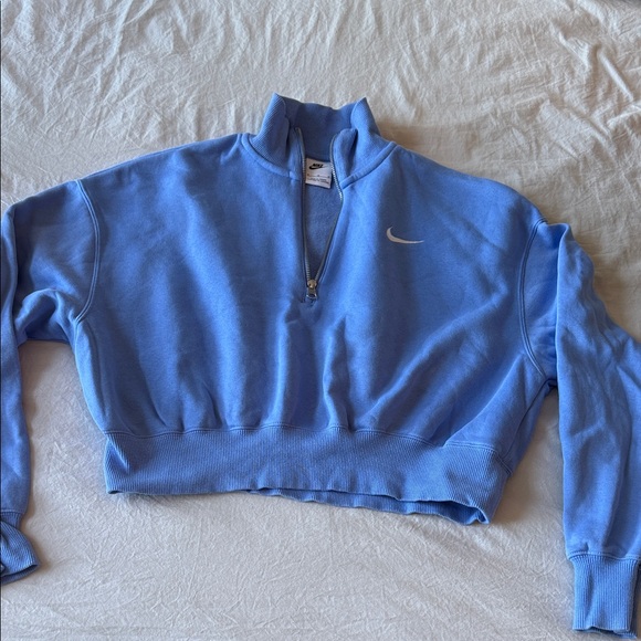 Nike Women's Blue Cropped Sweatshirt - Picture 1 of 2